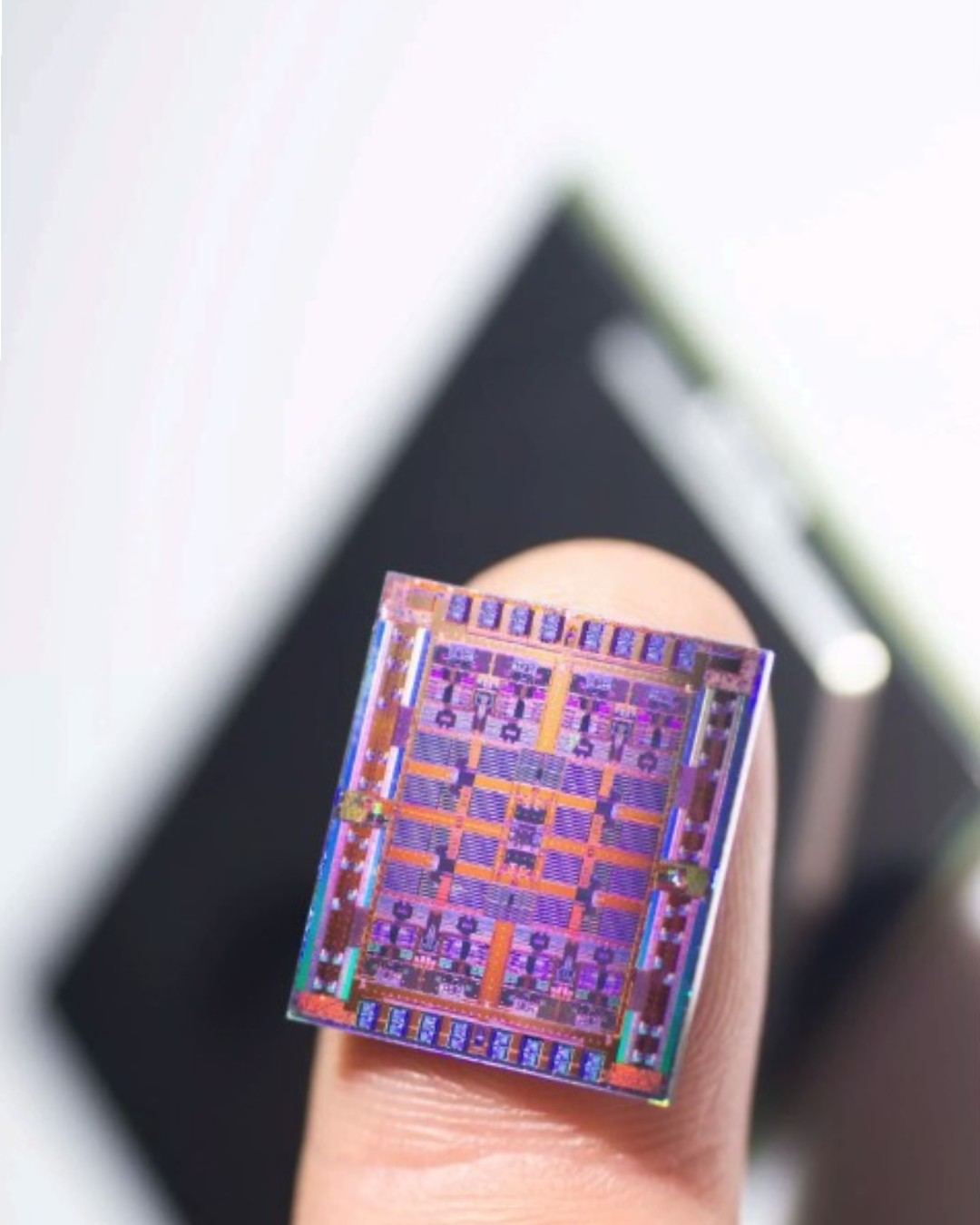 2 Nanometre İçin Ö-lmek ya da Kalmak